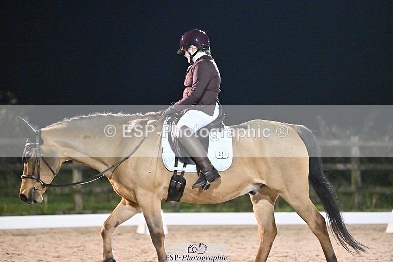 241103-171953-03505 - Novice 1 - 16.18 to 17.50