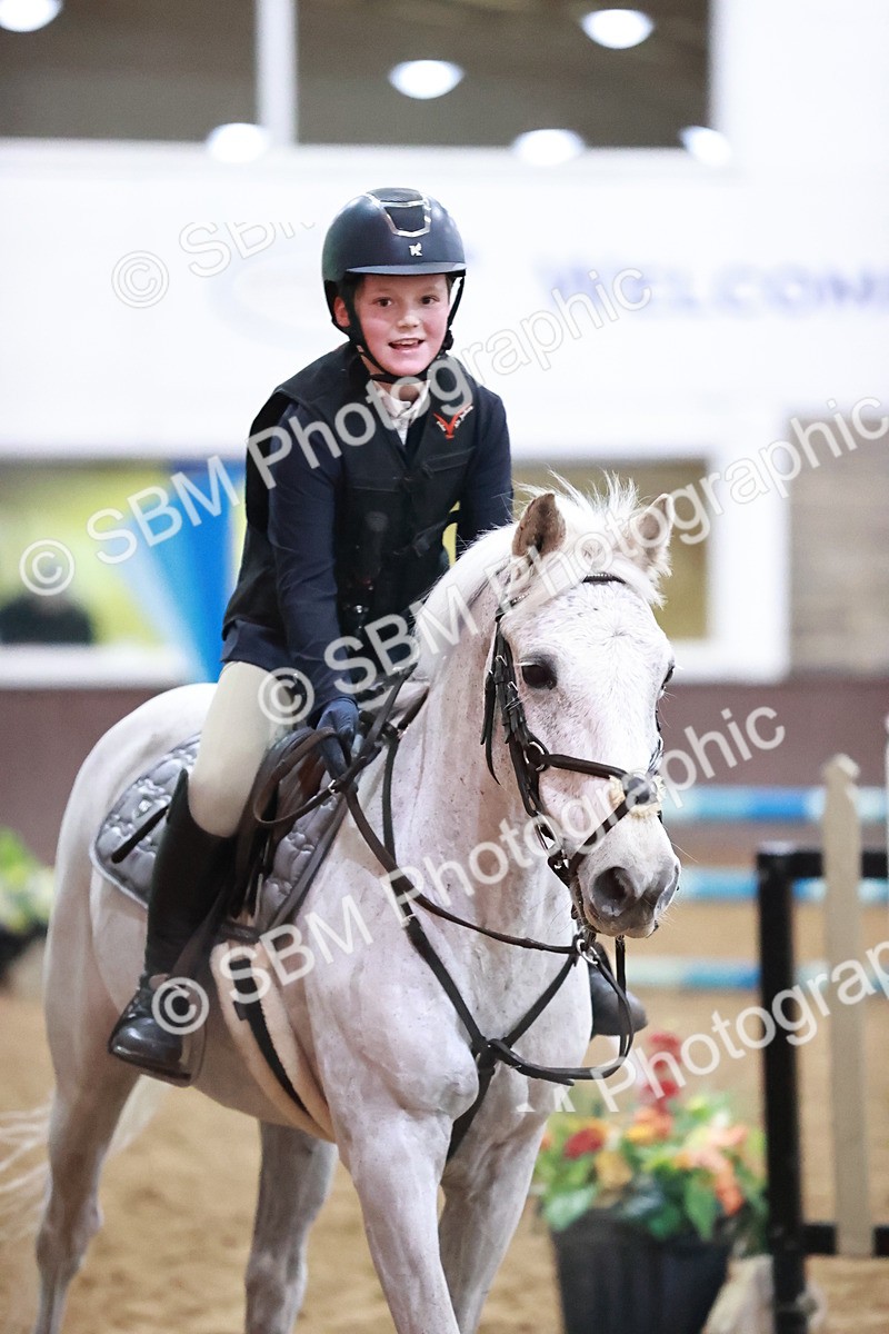 SBM_001708 - Class 9 - Pony Intro 75cm