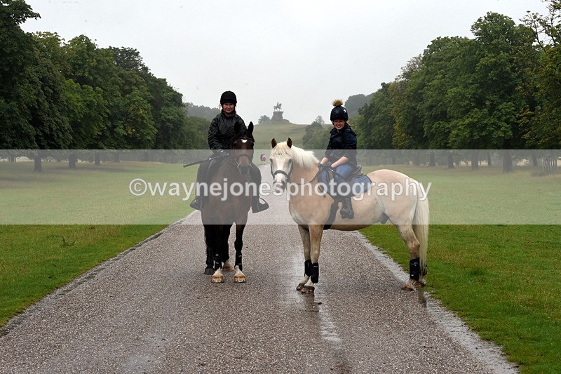 TT3_8572 - Time at Crossing 11:44 to 12:54