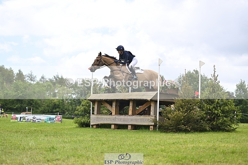 240526-133356-22475 - 418-REHY_DJ-Yasmin_Ingham