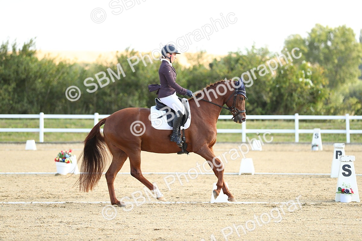 SBM_014984 - Class 13 - Novice 23 - 8,30-9.33