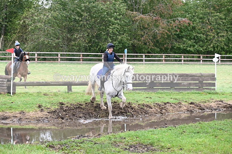 WJ6_7069 - Time at Photographer 13:06 to 13:23