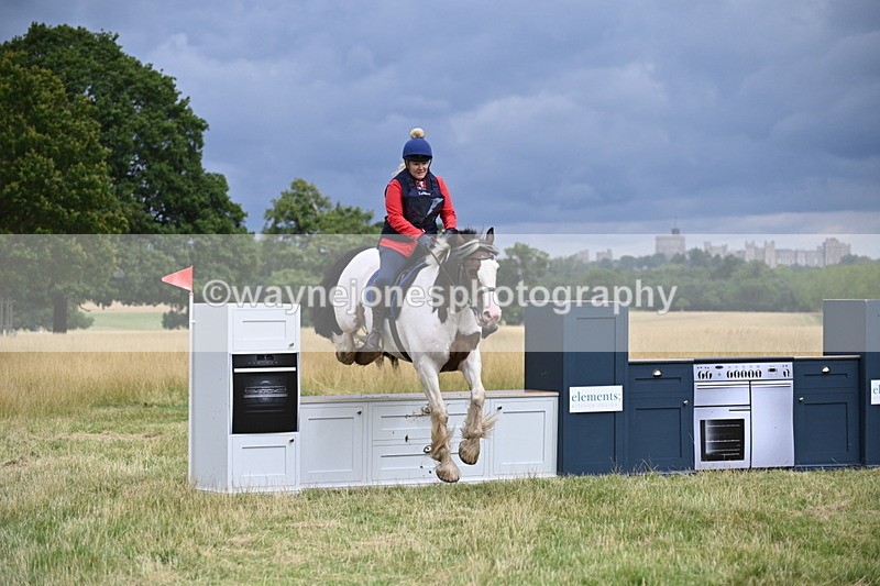 WJ6_2740 - Time at Jump 11:06 to 11:40