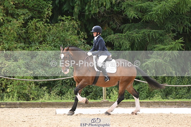 250719A-120347-04583 - 026-Carol.Quantrill-Cormoy.Lad