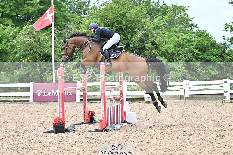 240523A-130148-01876 - Cls 4 Snr 1.20m Open