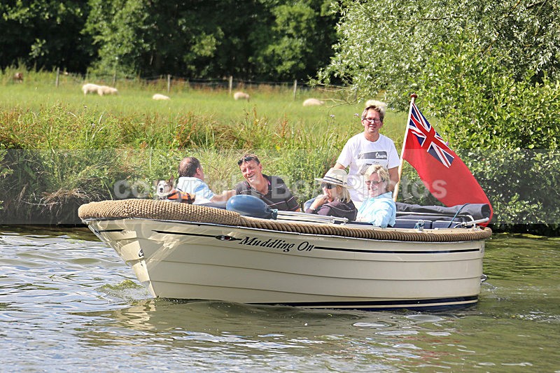 140706 MUDDLING ON WT7A0589 - HENLEY ROYAL REGATTA - SUNDAY 6th July 2014