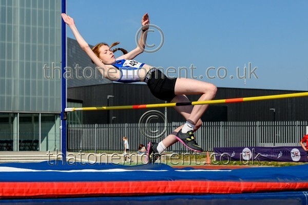 Age25SUN-919088 - Field Female Set One