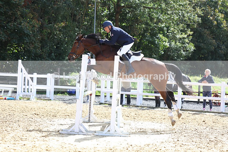 3E7A9392 - Class 9: Senior British Novice/90cm open