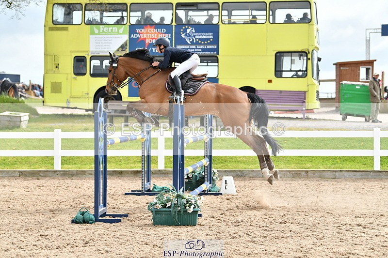 240421A-114948-13782 - Cls 20, 1 Star Silver Tour 1.20m