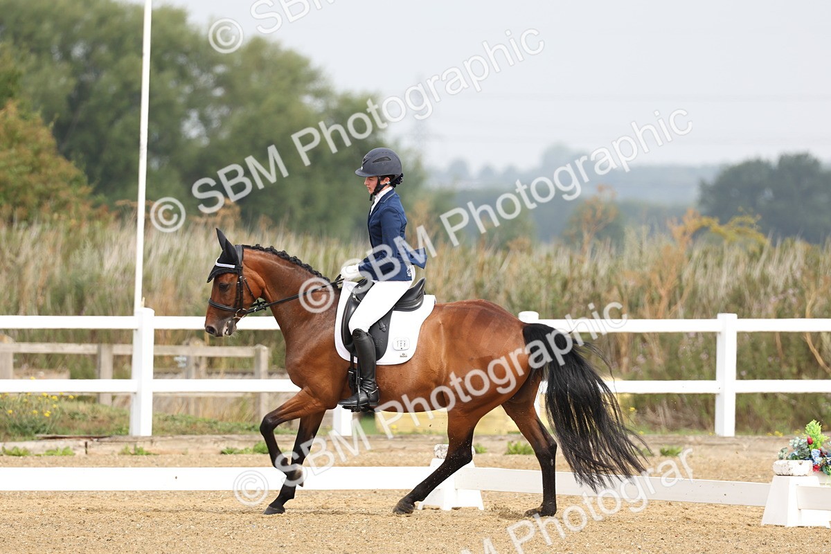 SBM_005482 - Class 6 - Novice 6 - 9.30-10.12