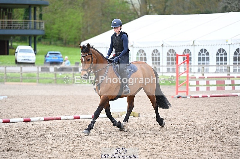 240411-155952-00702 - Group 4 SJ