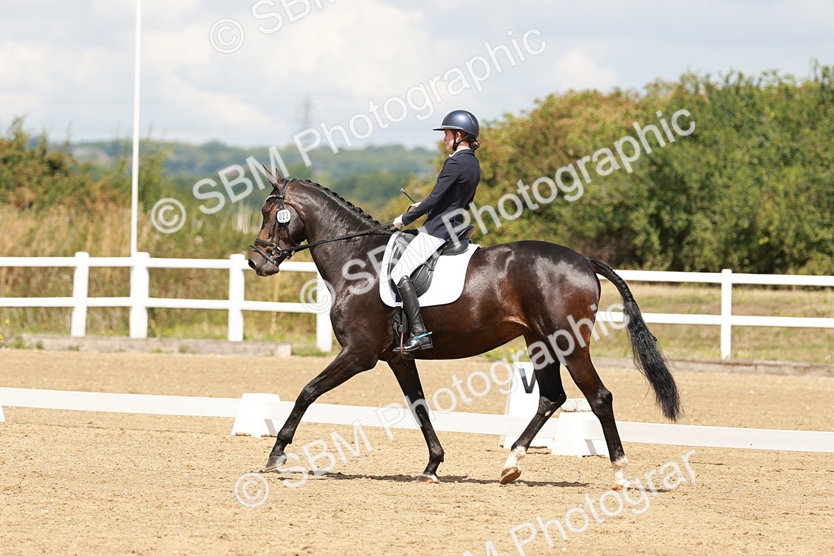 SBM_000886 - Class 4 - Novice 5