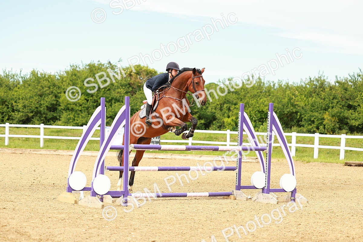 SBM_002201 - Class 4 - Senior Newcomers - 1.10m