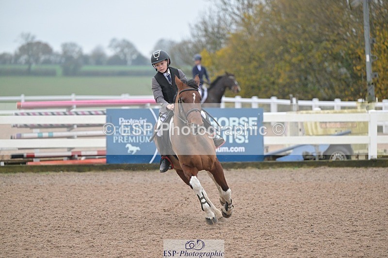 251116-104344-01154 - Cls 4 Pony British Novice and 80cm Open