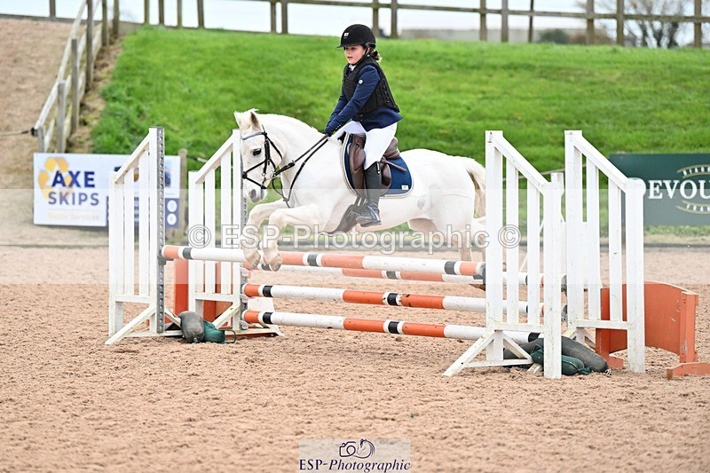 241116X-125240-02112 - Cls 32 A&B Stepping Stones