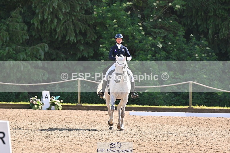 250523A-164124-08316 - A-066-Jemima.Howden-MONBEG.WHISPER