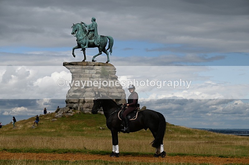 DSC_8984 - Time at Statue 14:33 to 15:10