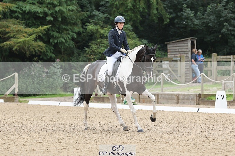 240810-114335-02940 - 189-Emma.Jenkinson-Fleur.C