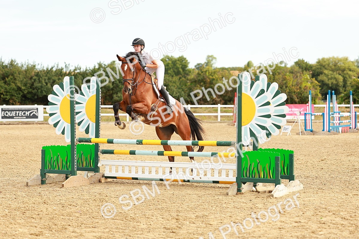SBM_002384 - Class 9 - Senior British Novice - 90cm