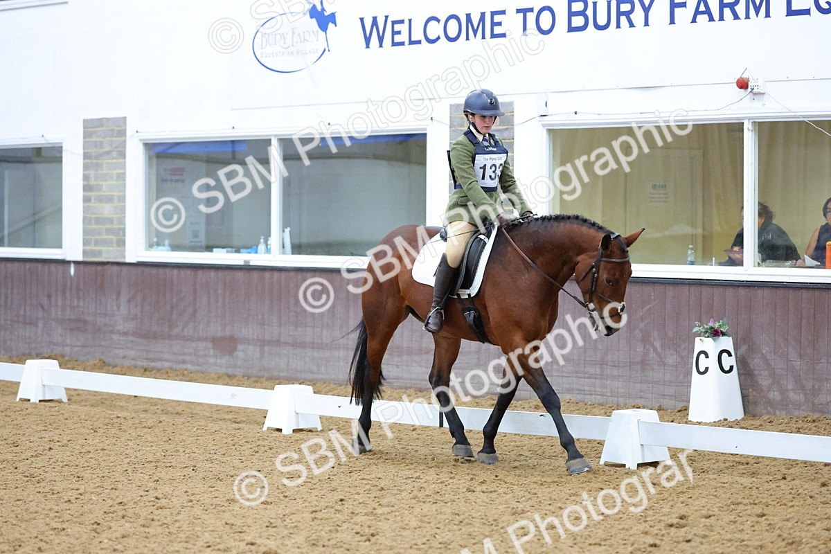 SBM_003827 - Novice