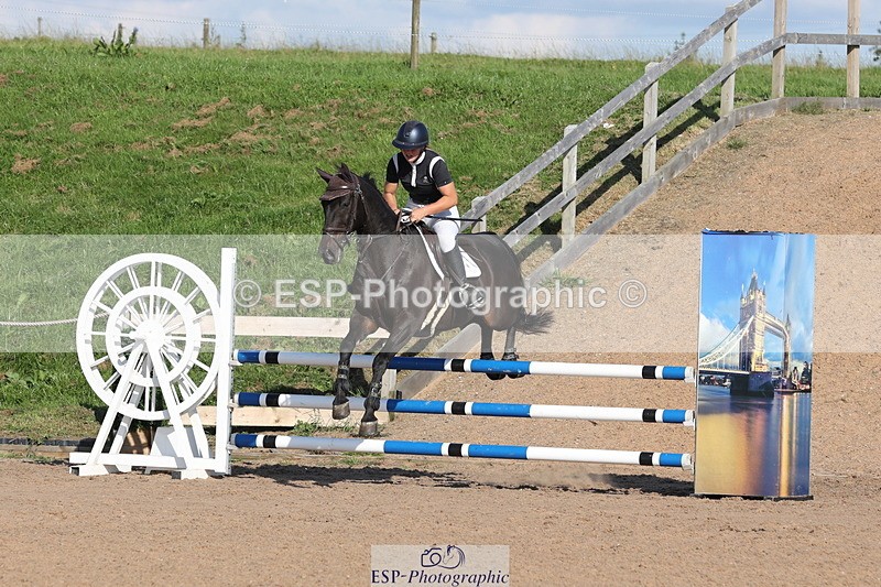 230915A-160432-03033 - Cls 6 Snr 1.05m Derby