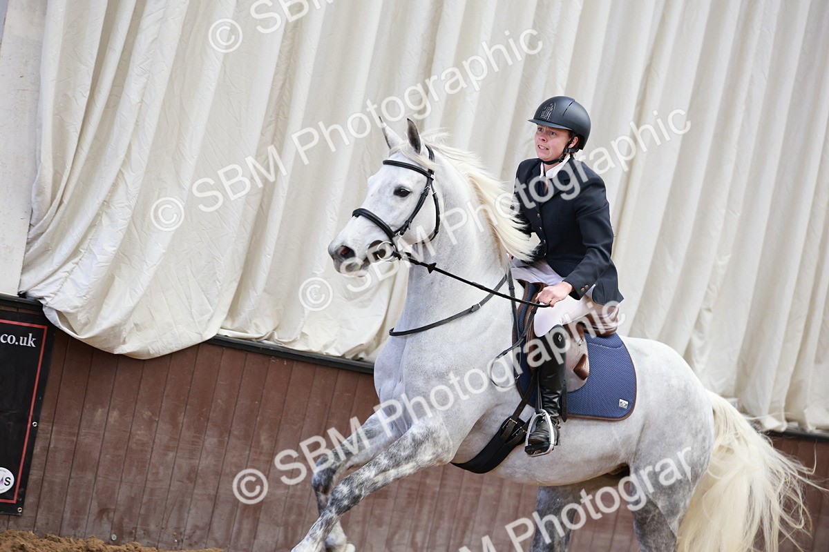 SBM_003953 - Class 11 - Senior Newcomers - 1.10m