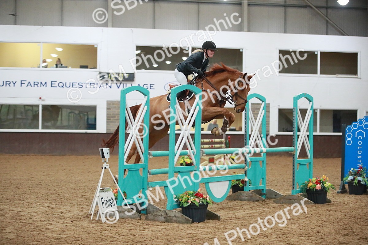 SBM_001157 - Class 4 - Senior Newcomers - 1.10m Open