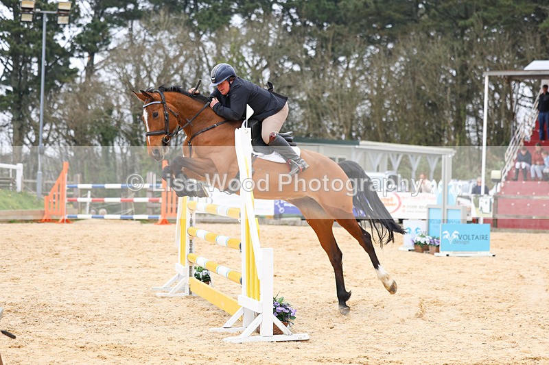 3E7A7732 - Class 8: Senior Newcomers/1.10m open