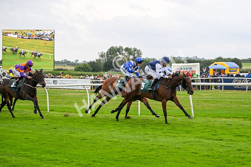 190824-Race 3-One Of Our Own-3574
