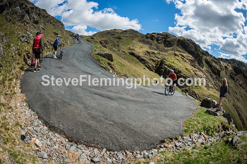 142151 - Hardknott Hairpin 14.00 - 15.00