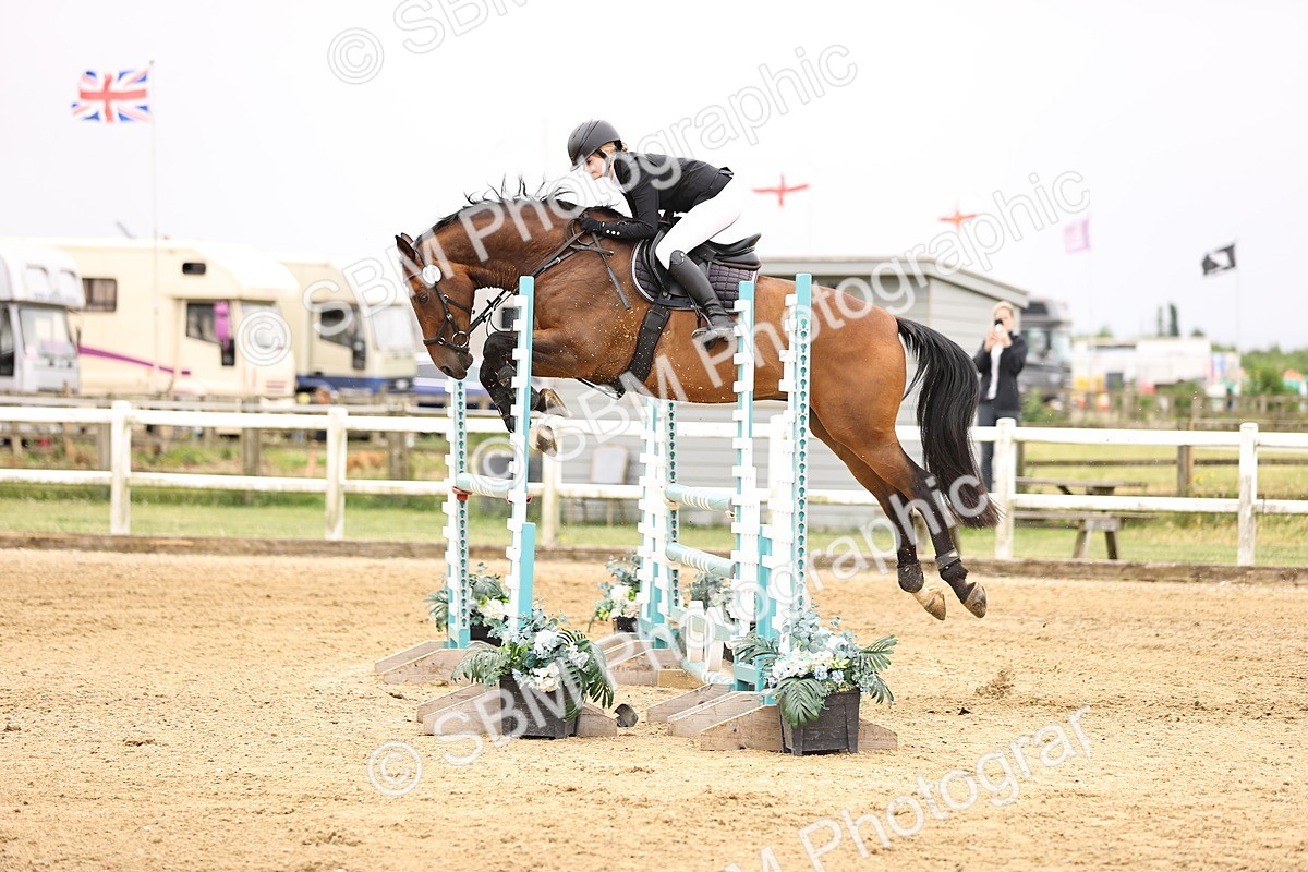 SBM_003143 - Class 21 - Senior Newcomers - 1.10m