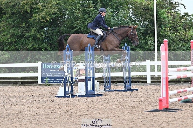 240907A-124004-01490 - Cls 9 1.10m Amateur Qualifier