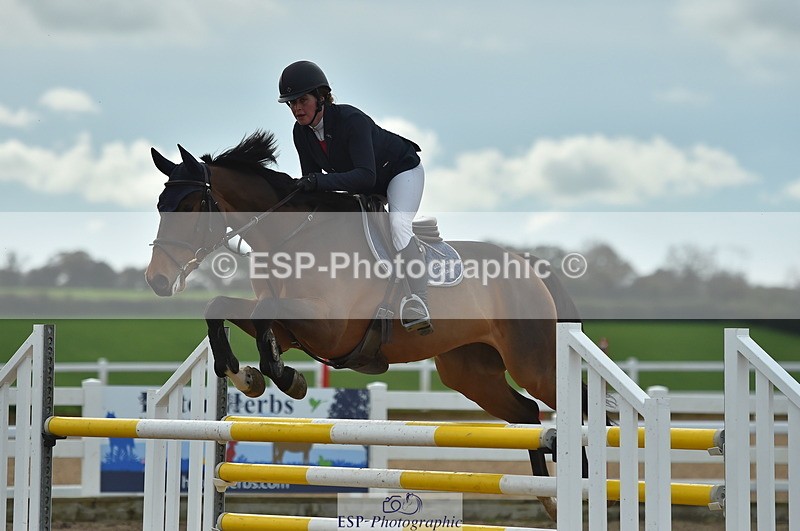 231111A-122342-01825 - Cls 12 Newcomers & 1.10m Open