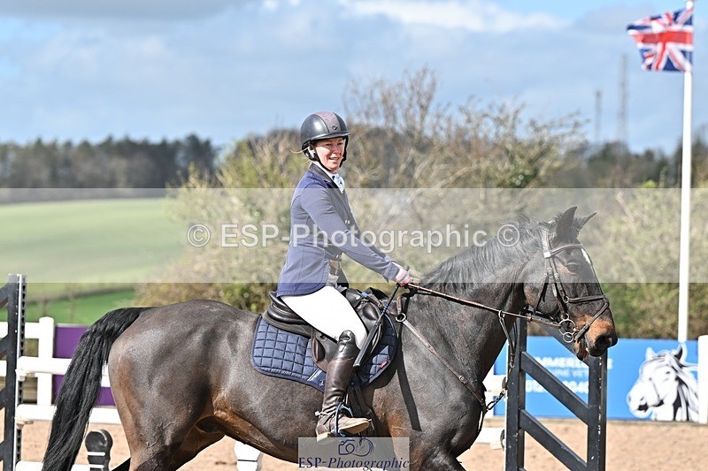 250328-105120-01337 - Cls 8 British Novice and 90cm