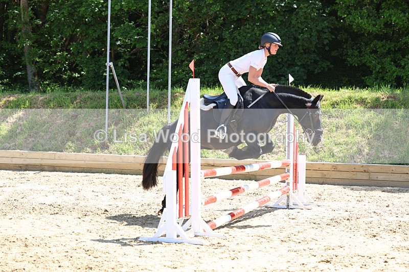 3E7A9666 - Class 8: Senior 80cm