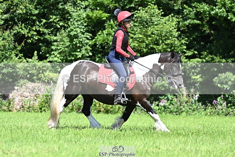 240729B-143422-02808 - Abbie's Group XC