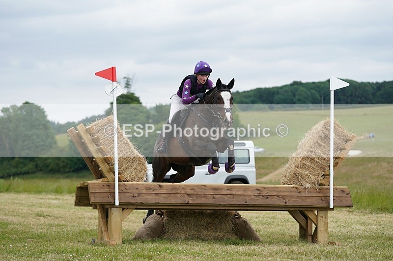 240630X-161616-9998 - 462-Gemma_Wells-COMBE_BREEZE