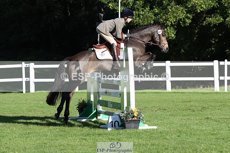 231022-102244-24493 - 629-DP.UK.DUN.SURPRISE-Isla.Kitson-TrotUp+SJ