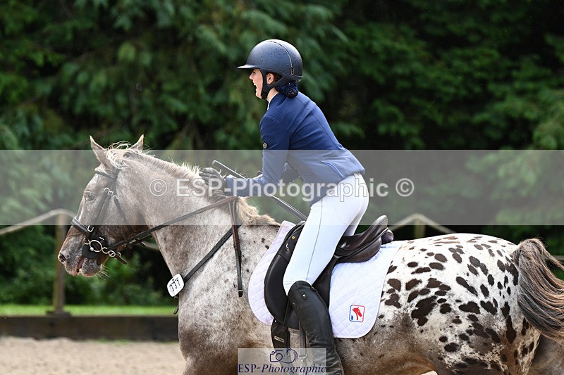 240824X-105753-25025 - 70cm Round 2 10.30 to 12.10