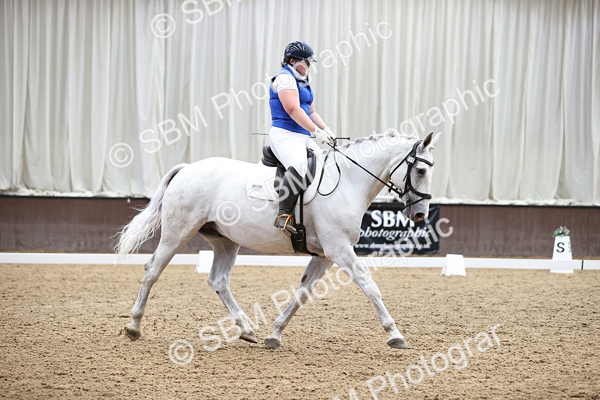 SBM_001918 - Novice 4 - 11.15-13.22