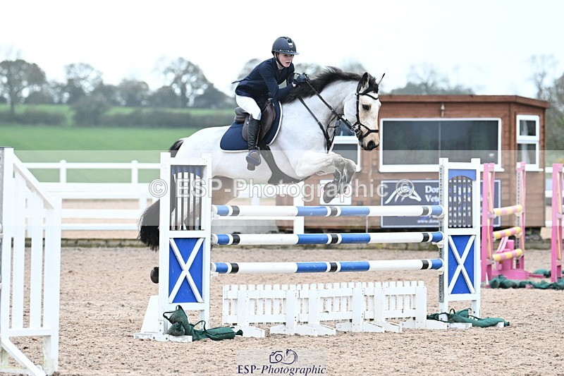 231118A-140859-03295 - Cls 9 Foxhunter & 1.10m Open