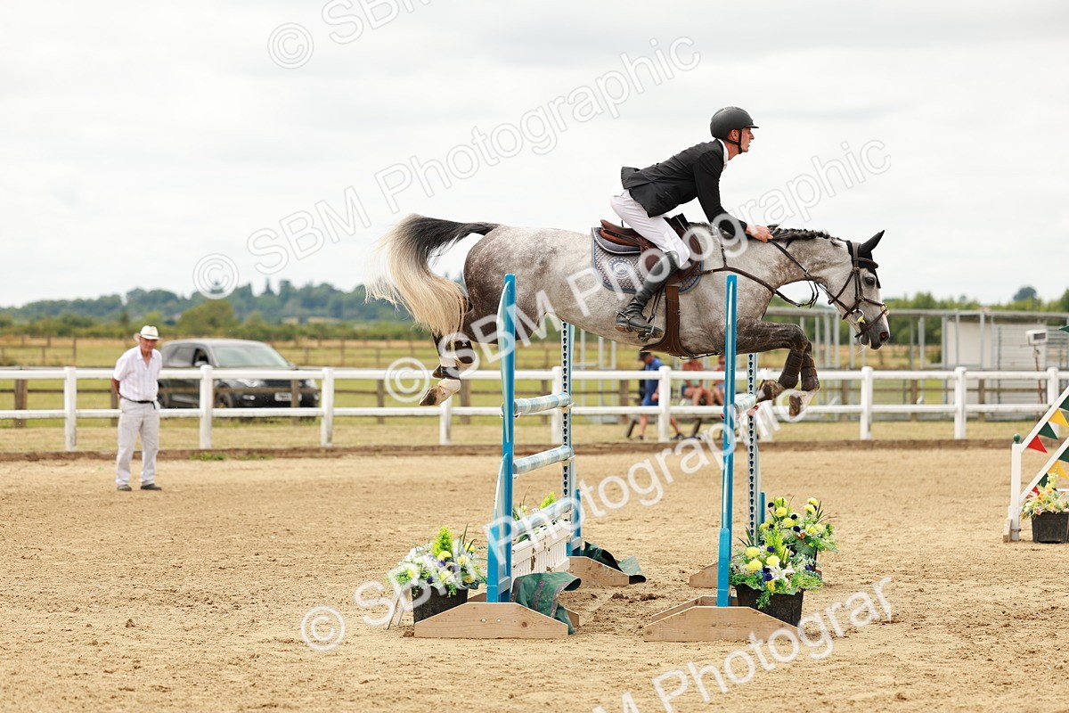 SBM_018111 - Class 21 - Senior Newcomers Championship 2d Rd