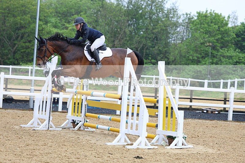3E7A7215 - Class 7: Senior Newcomers/1.10m open