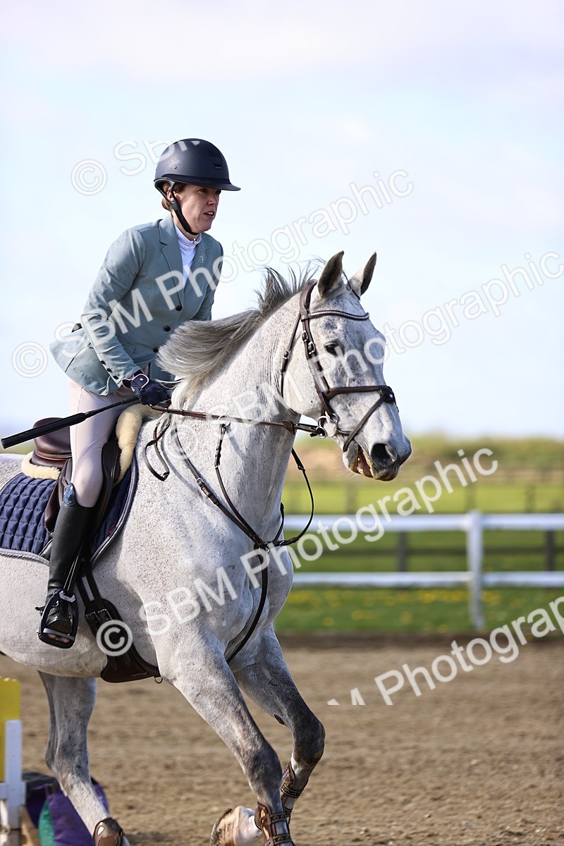 SBM_002913 - Class 14 - Clear Round