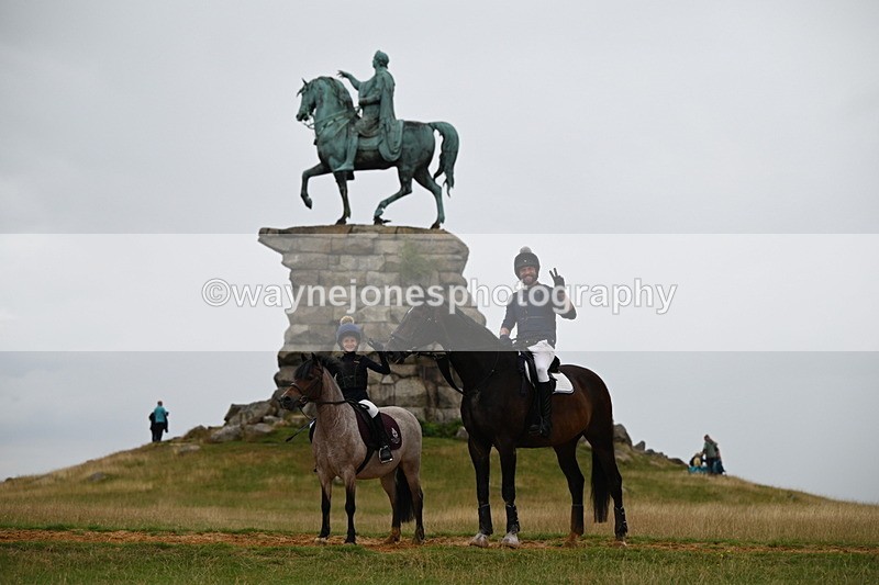 DSC_5700 - Time at Statue 11:46 to 12:16