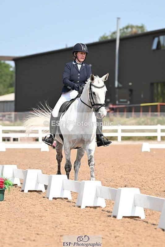 250816-125345-04595 - 075-Jackie.LimintonSaddlewood.Surprise