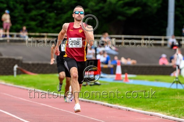 CEM26-925344 - Track Male Set One