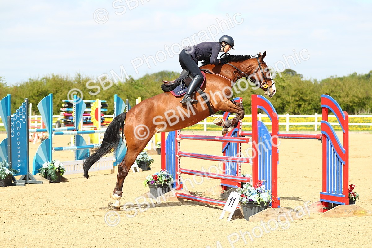 SBM_001322 - Class 5 - Senior Foxhunter 1.20m