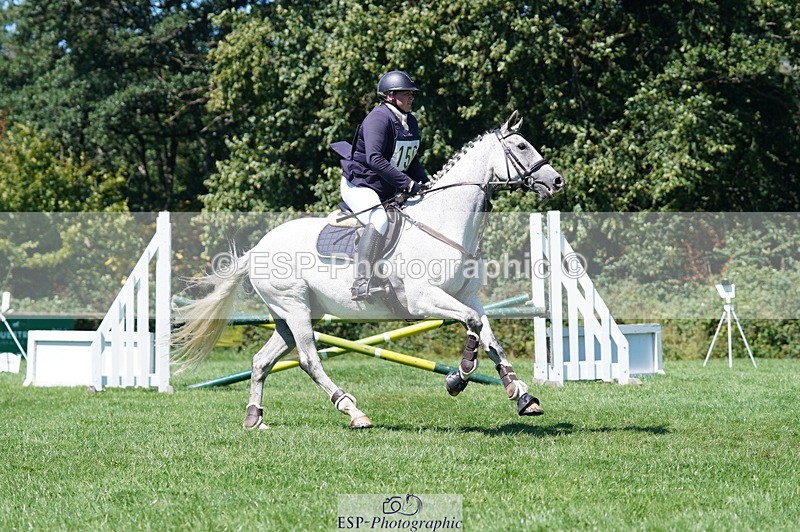 240811A-131202-03828 - 158-