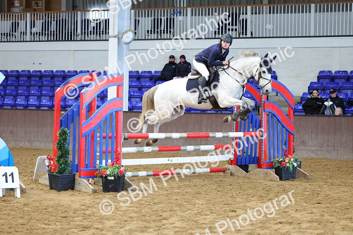 SBM_005722 - Class 22 - Bliss of London Novice Winter Championship Qualifier 90cm